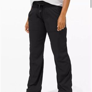 Lulu dance studio pant.